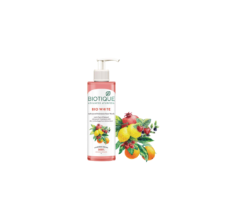 Biotique Fruit Brightening Face Wash – 200ml